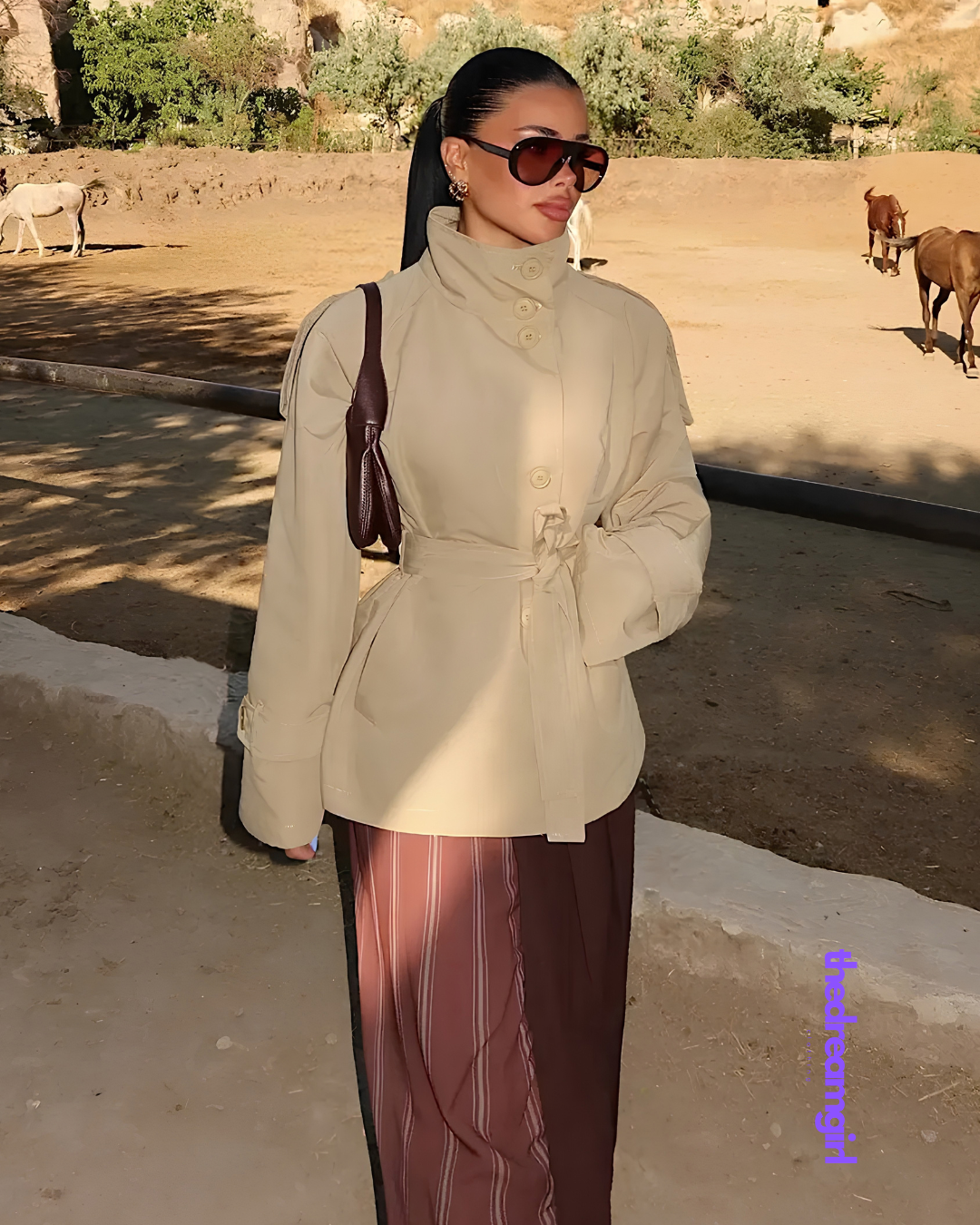The Short Trench Beige